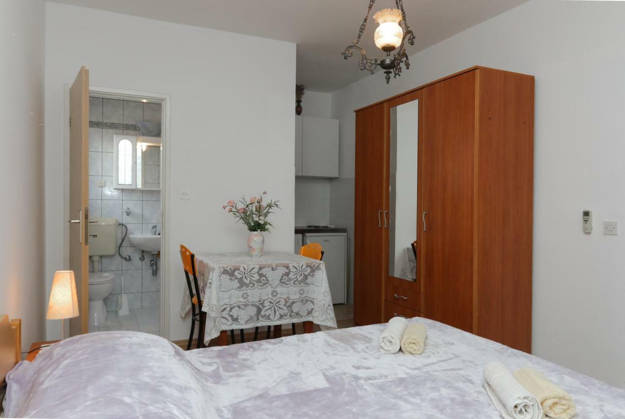 Studio Apartment Ana Supetar Dış mekan fotoğraf